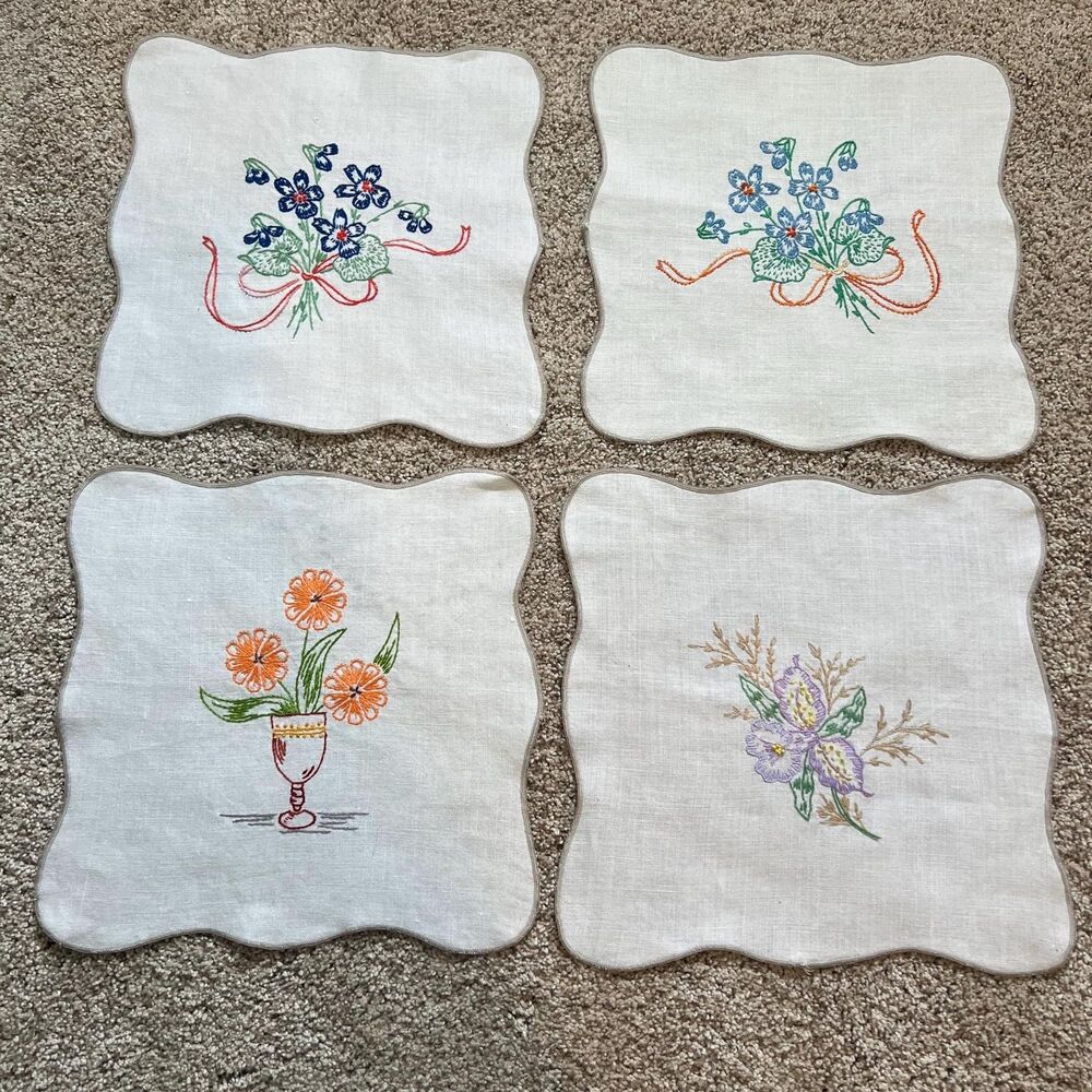Floral Hand Embroidered Vintage Linen Napkins 4 pieces